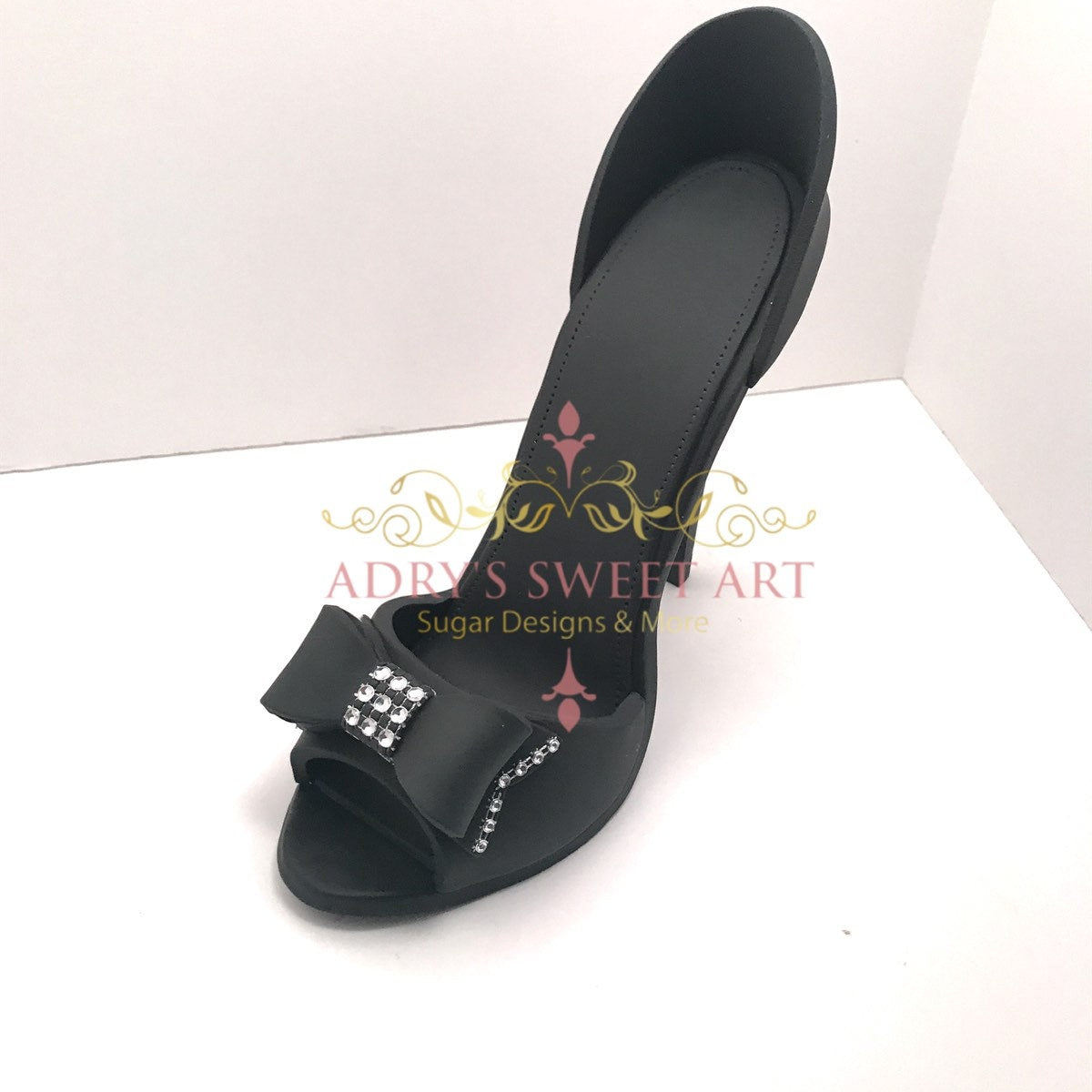 Gum Paste Stiletto Shoe with Bow and Rhinestones