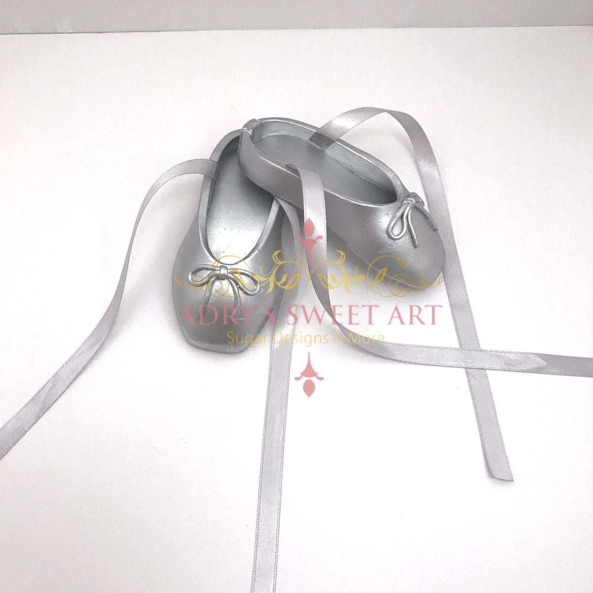 Gum Paste Ballet Slippers in Silver Cake Topper - Adry’s Sweet Art