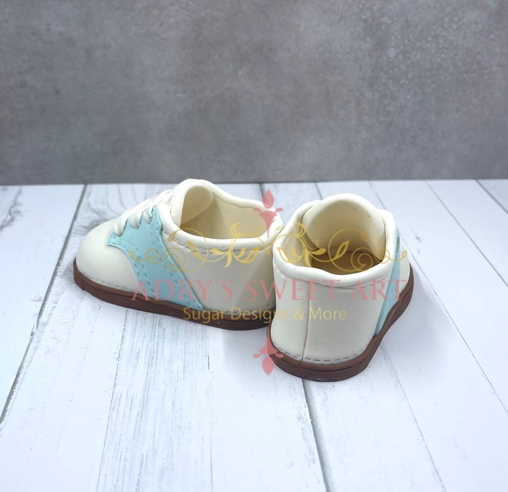 Baby Boy Golf Shoes Gum Paste Cake Topper - Adry’s Sweet Art