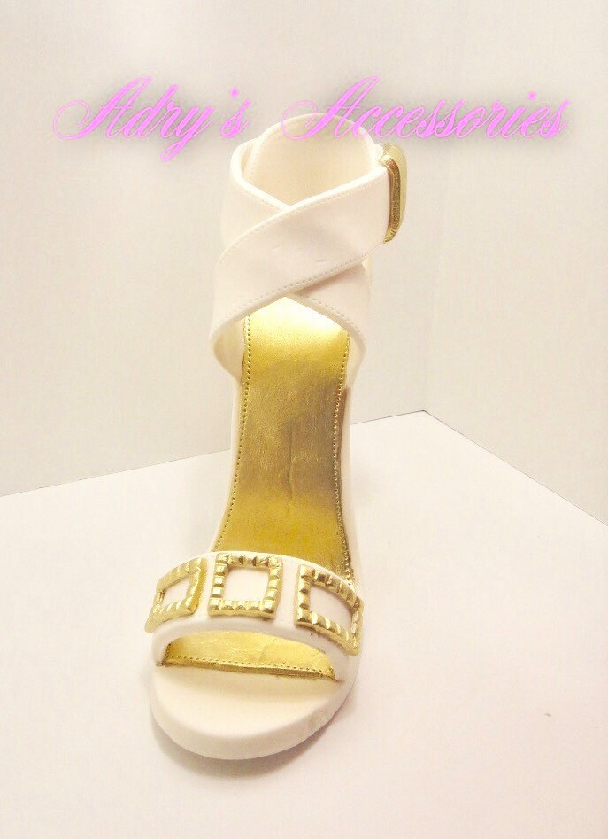 Gum Paste High Heel Shoe Gold and White with Cross Stripes