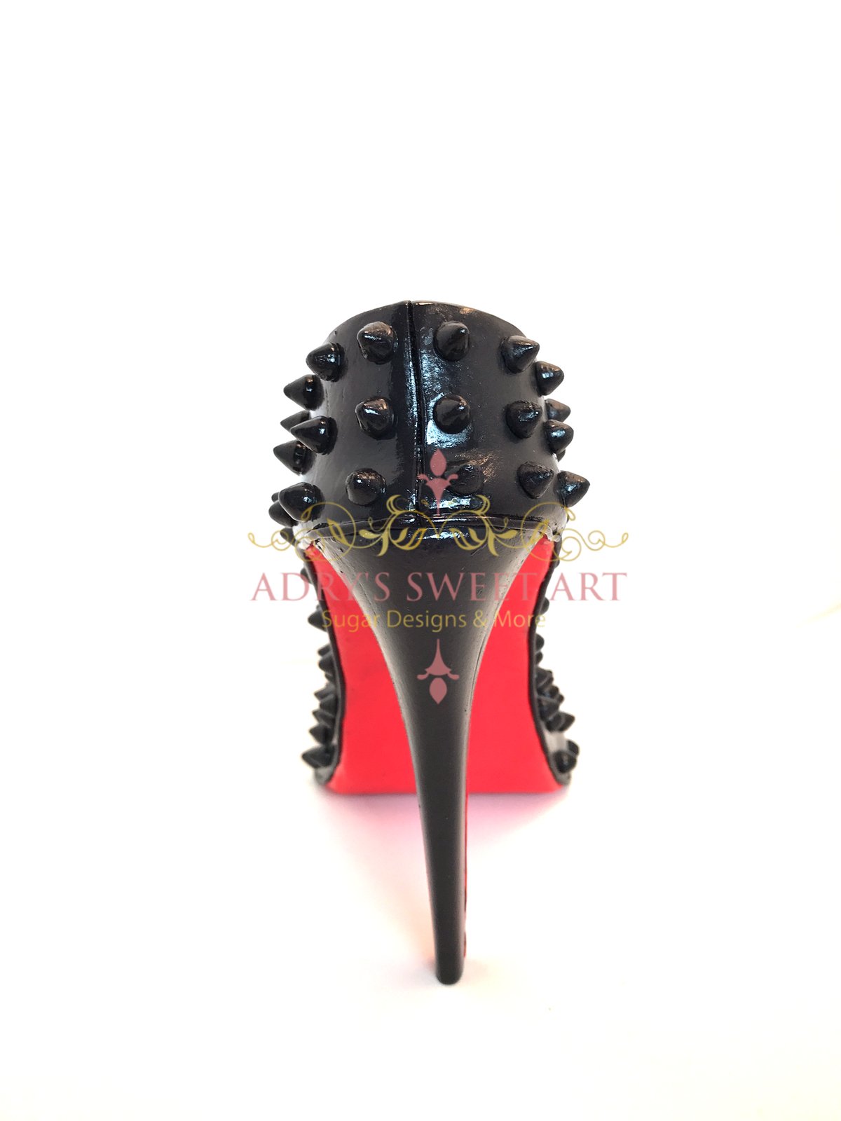 Gum Paste Stiletto Shoe with Bow and Rhinestones - Adry’s Sweet Art